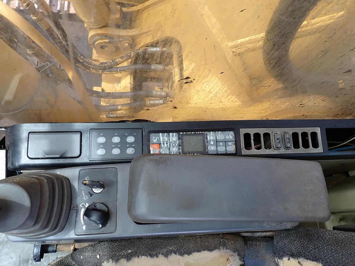 Used 2004 Supertrak SK250MX Forestry Mulcher FECON 