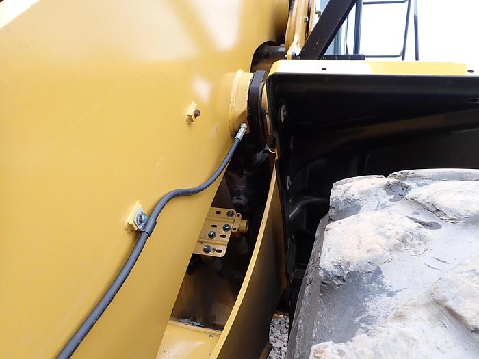 Used 2019 CAT 950M Wheel Loader