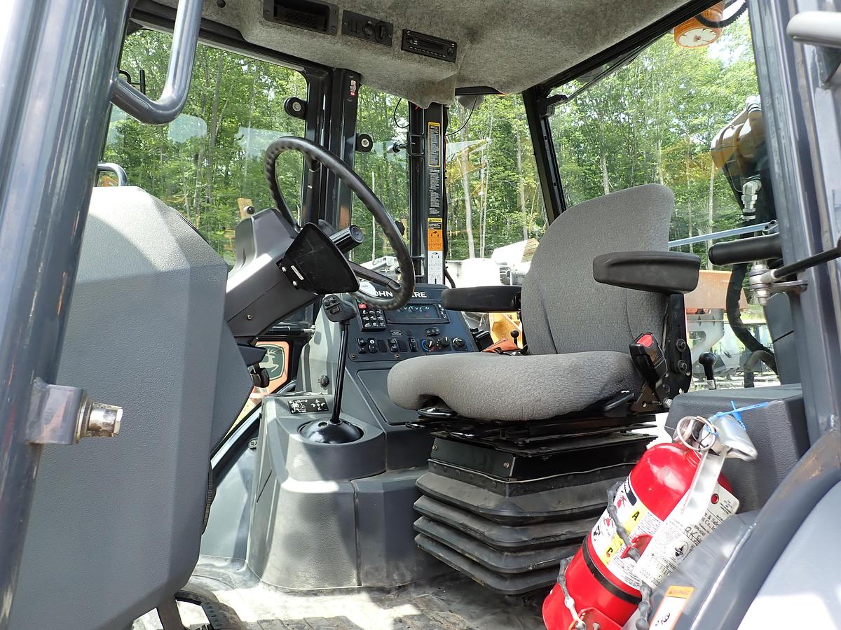 Used 2018 John Deere 410L Loader Backhoe LOADED! Q/C FORKS EXTENDAHOE