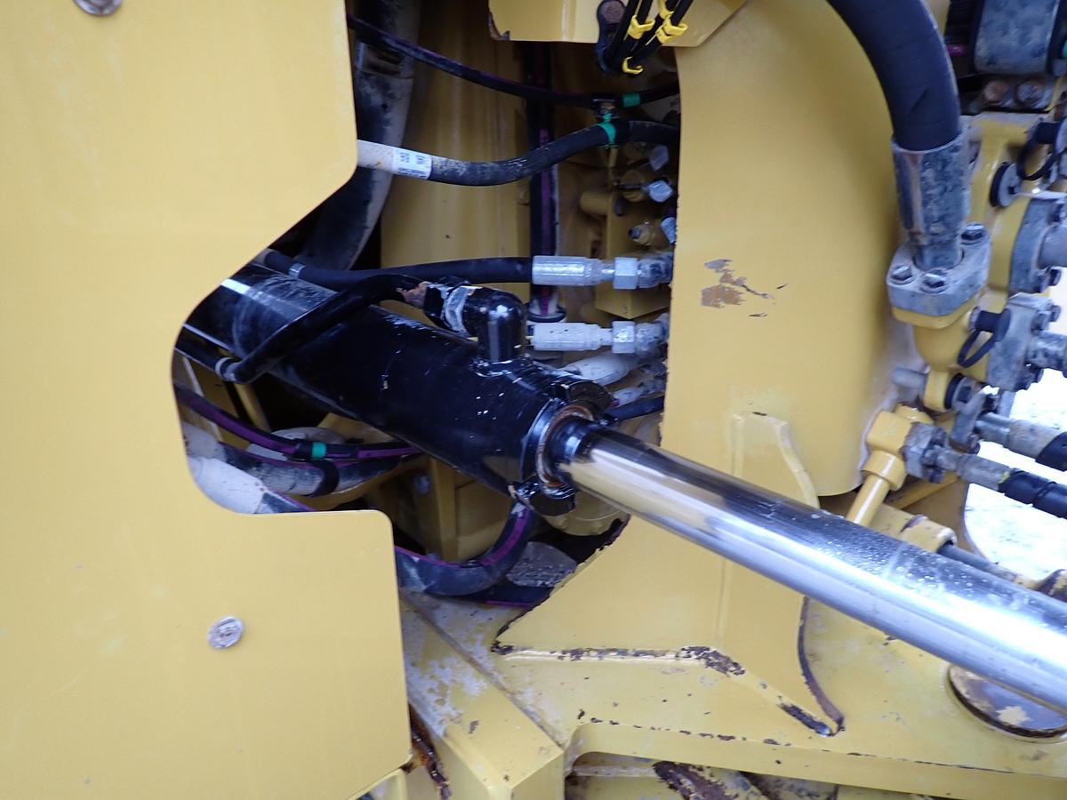 Used 2018 CAT 980M Wheel Loader