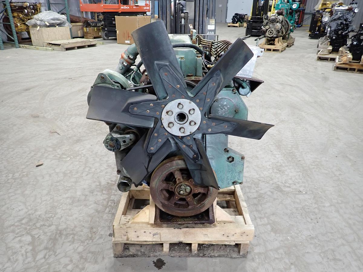 Used Detroit Diesel Series 40 7.6 Liter Engine DT466 MECHANICAL