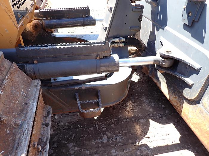 Used 2019 Case 2050M LGP