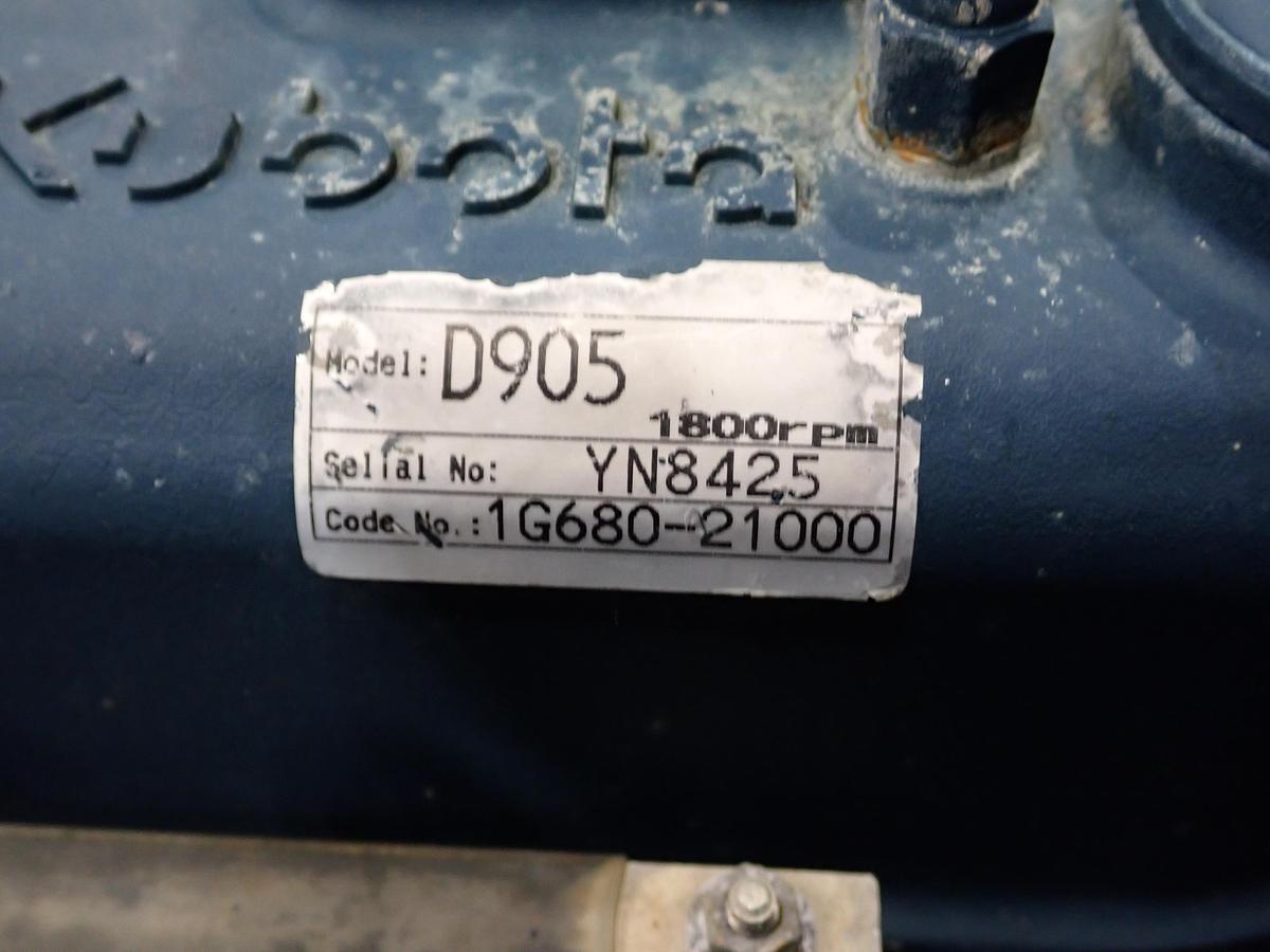 Used 2000 Kubota D905 Diesel Engine Power Unit