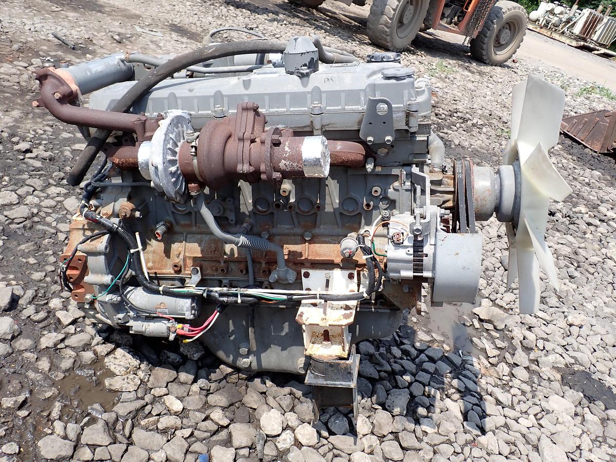 Used 2009 Isuzu 6HK1-XYGD-03 Diesel Engine