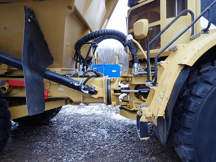 Used 2013 Caterpillar 740B Articulated Haul Truck w/ TAILGATE!