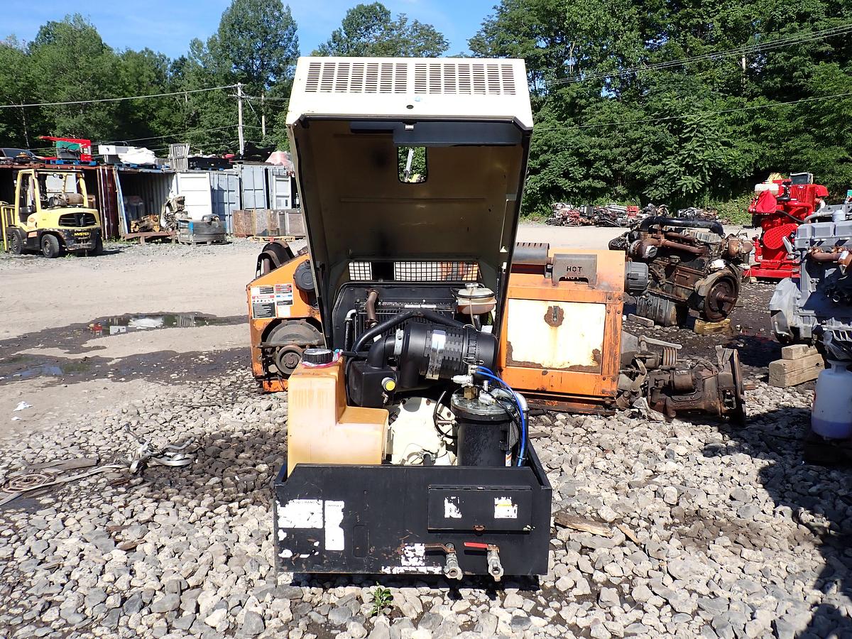 Used 2013 Doosan P90WIRU 90 CFM Air Compressor