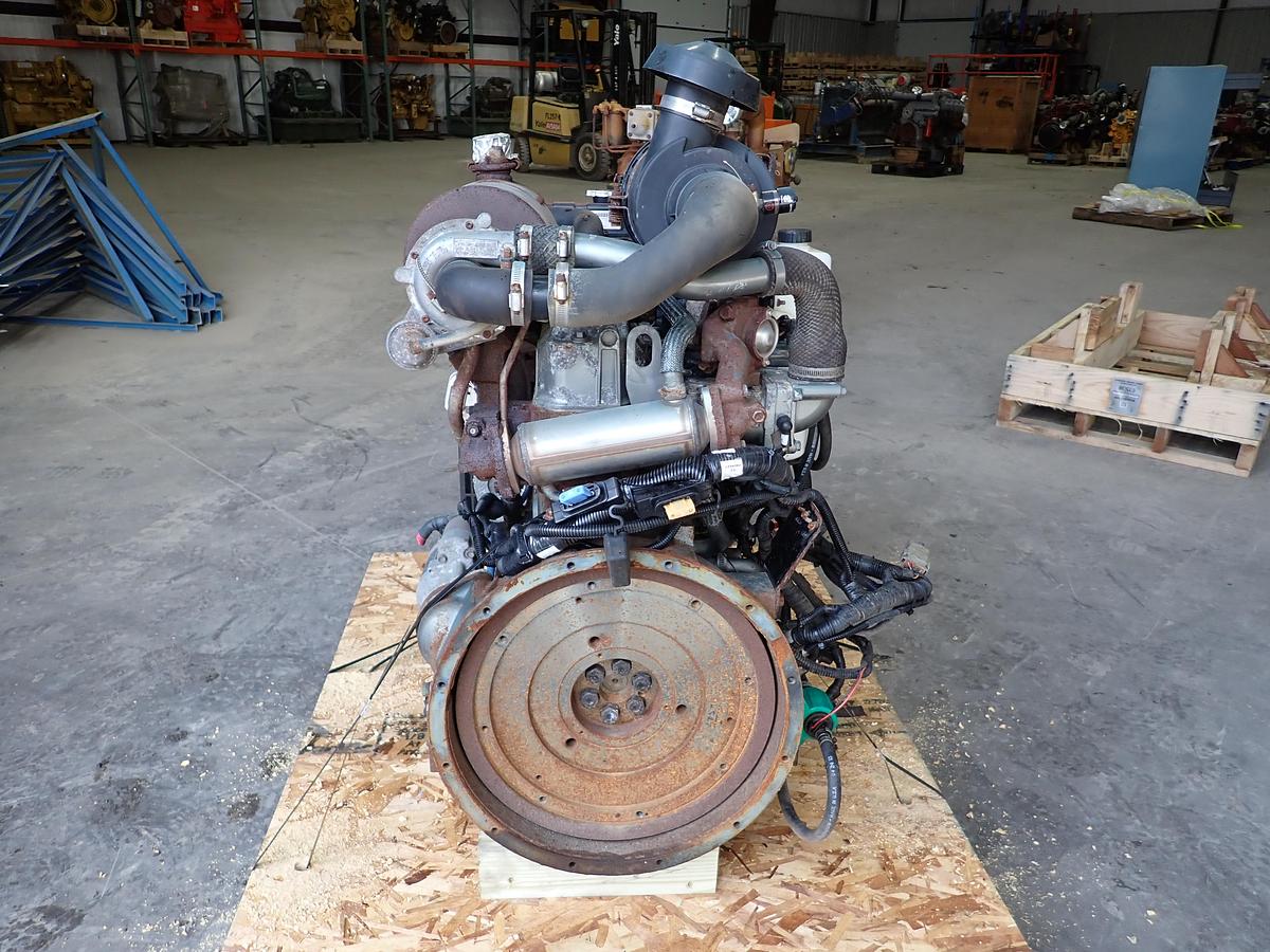 Used 2012 Yanmar 4TNV98T-ZGGE Diesel Engine