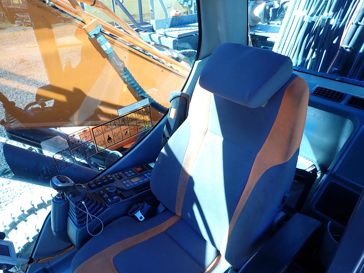 Used 2019 Doosan DX210WMH-5 Wheeled Excavator Material Handler