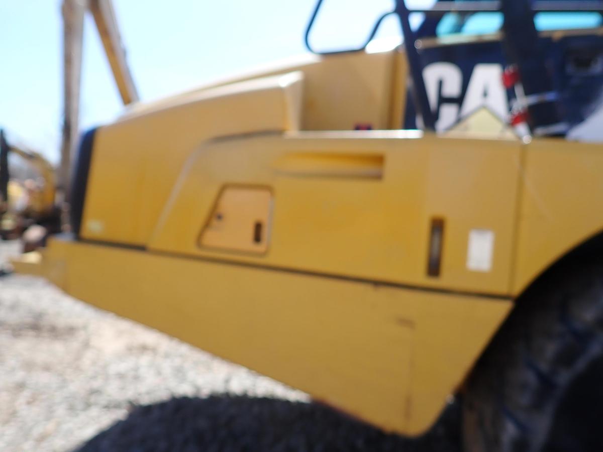 Used 2012 CAT 740B Articulated Haul Truck w/ TAILGATE