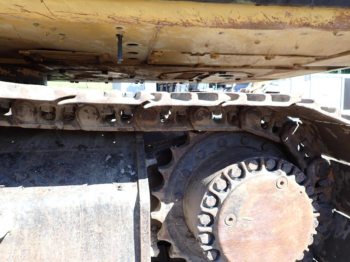 Used 2005 CAT 330CL Hydraulic Excavator