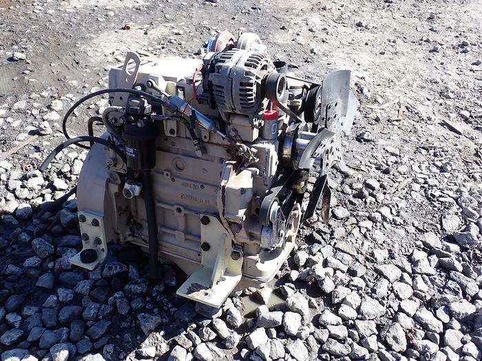 Used 2006 John Deere 4024TF270