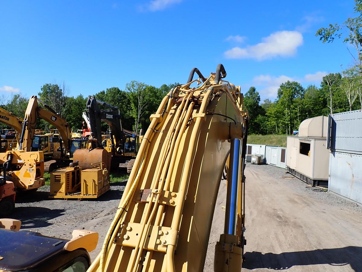 Used 2005 CAT 330CL Hydraulic Excavator