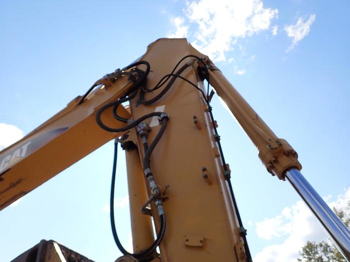 Used 2006 CAT 324DL Hydraulic Excavator PROGRESSIVE THUMB -- LOW HOURS