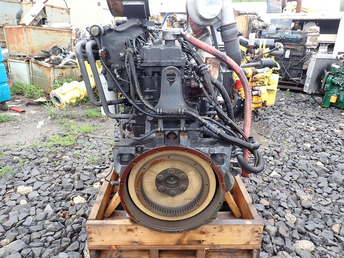 Used 2002 Komatsu SAA6D125E-3 Diesel Engine