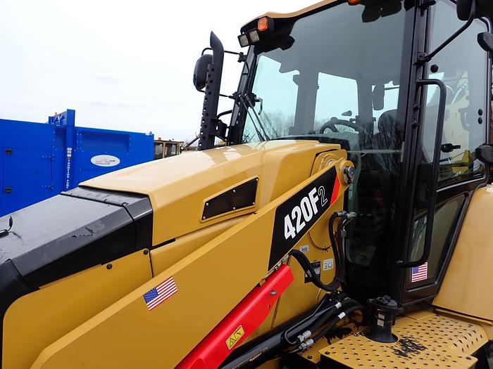 Used 2018 CAT 420F2 Loader Backhoe