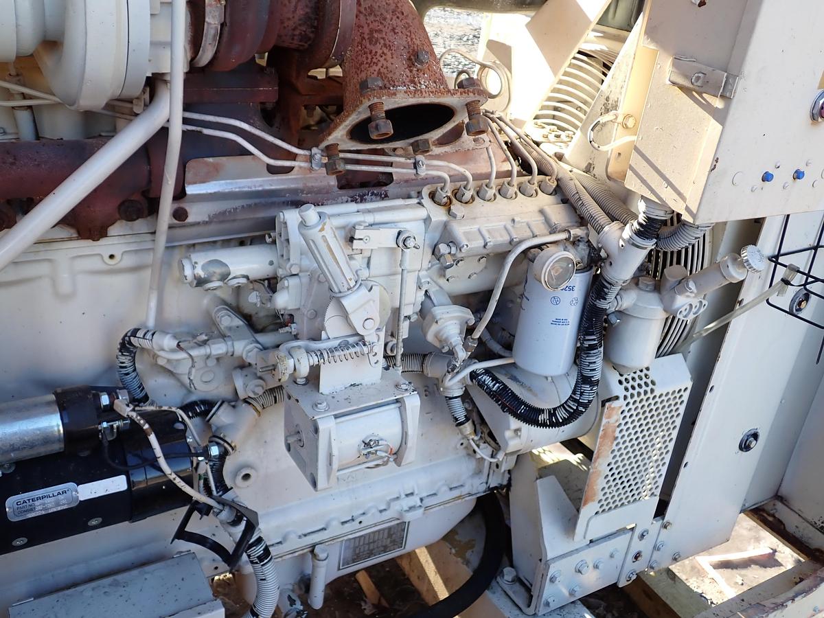 Used 1987 CAT SR4 200 KW Generator 657 HOURS!