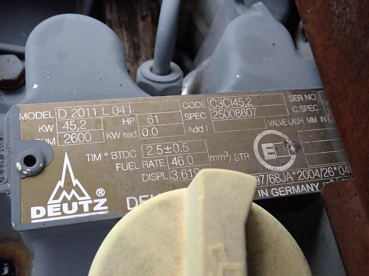 Used DEUTZ D2011 L04I Diesel Engine POWER UNIT w/ PTO Clutch