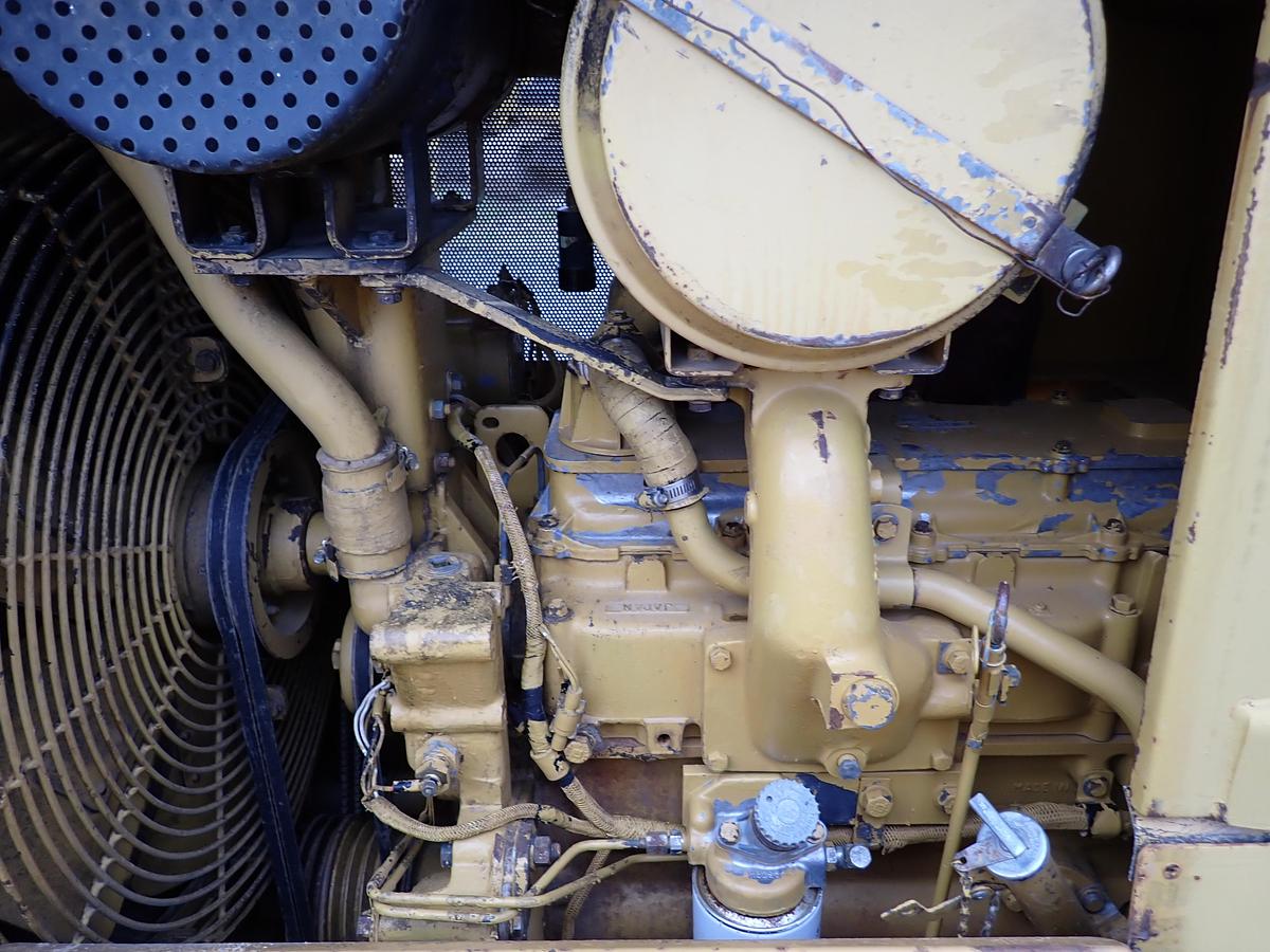 Used 1989 CAT D4H Series II Crawler Dozer 