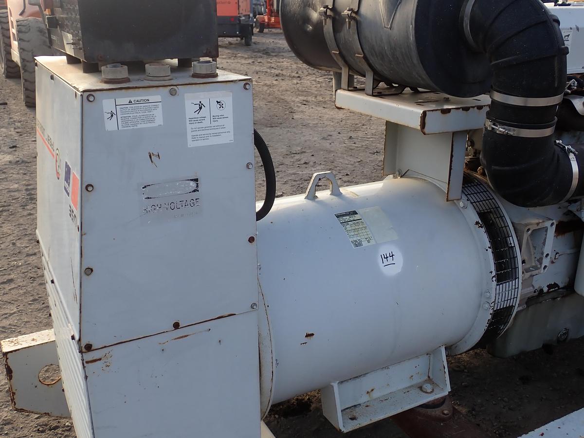 Used 2005 Detroit Diesel 325 KW Generator Set 12.7 Liter Series 60
