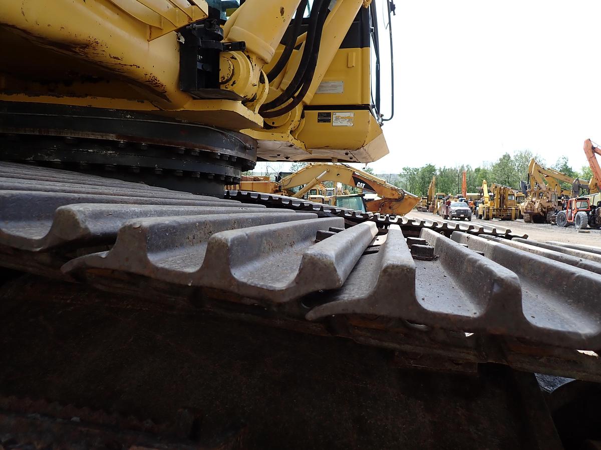 Used 2013 Komatsu PC490LC-10 Excavator 