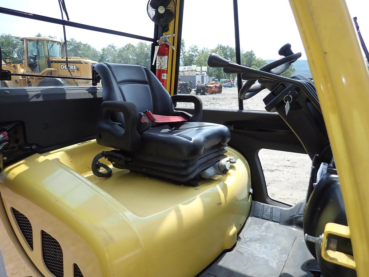 Used 2015 Hyster H80FT Diesel Forklift LOW HOURS! POSITIONERS!