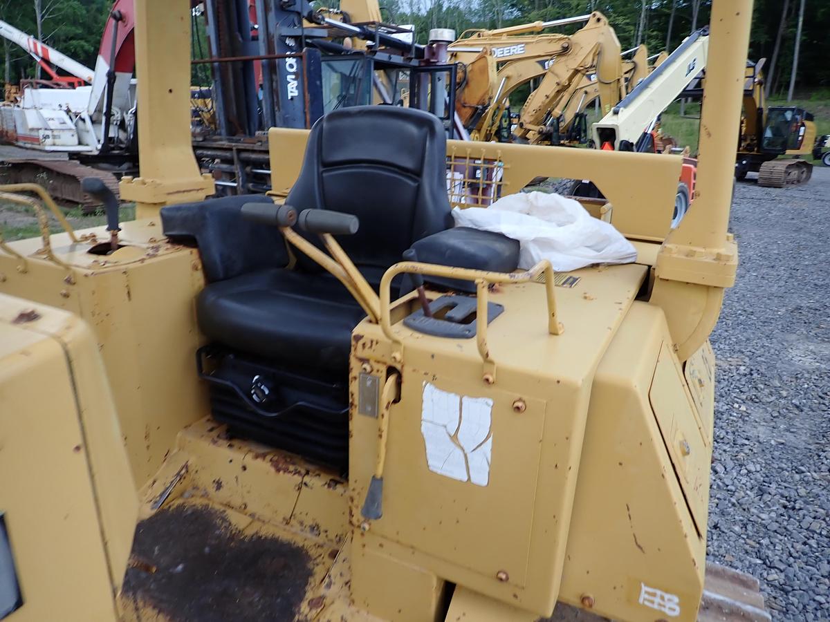 Used 1989 CAT D4H Series II Crawler Dozer 