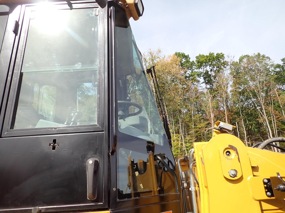Used 2011 CAT 928HZ Wheel Loader 6000 HOURS! QUICK COUPLER