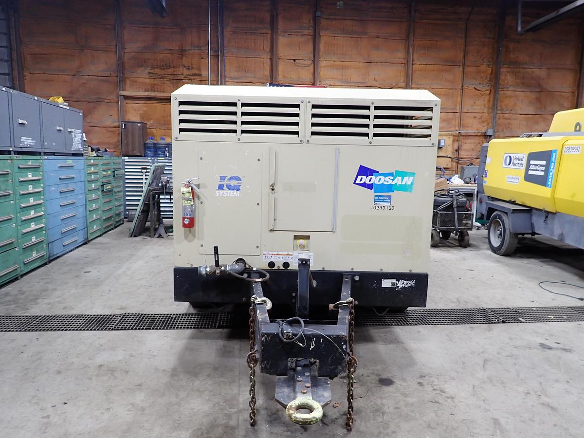 Used 2014 Doosan HP750WCU IQ 750 CFM Air Compressor