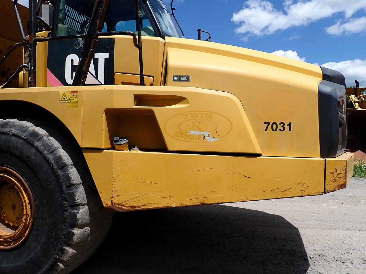 Used 2013 CAT 740B Articulated Haul Truck