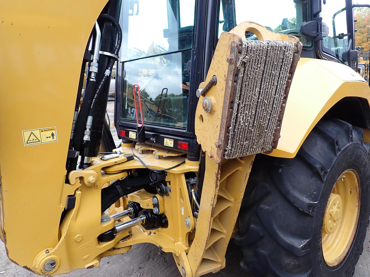 Used 2022 CAT 420 XE Backhoe Loader 