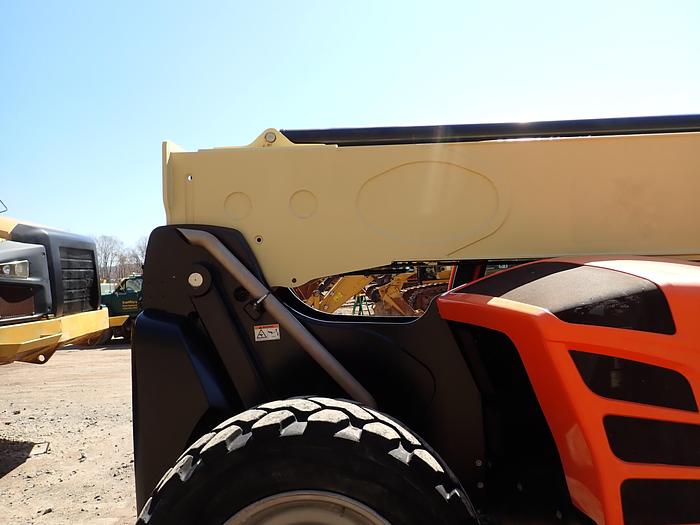 Used 2021 JLG 1255