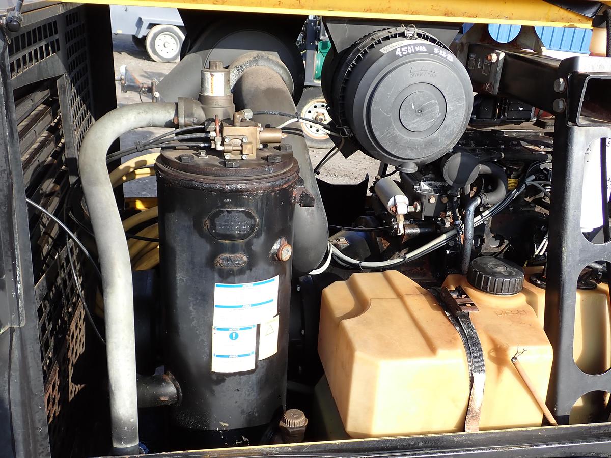 Used Kaeser M122 400 CFM Air Compressor