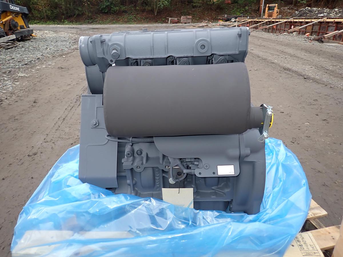 Deutz D2011 L03I Diesel Engine FACTORY NEW!