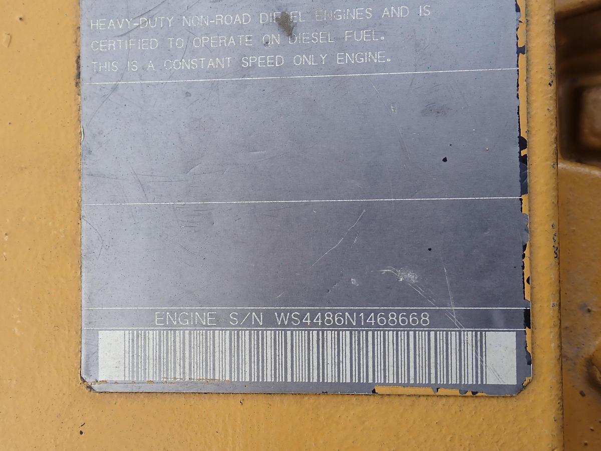 Used 2004 International DT530E Diesel Engine 325 HP