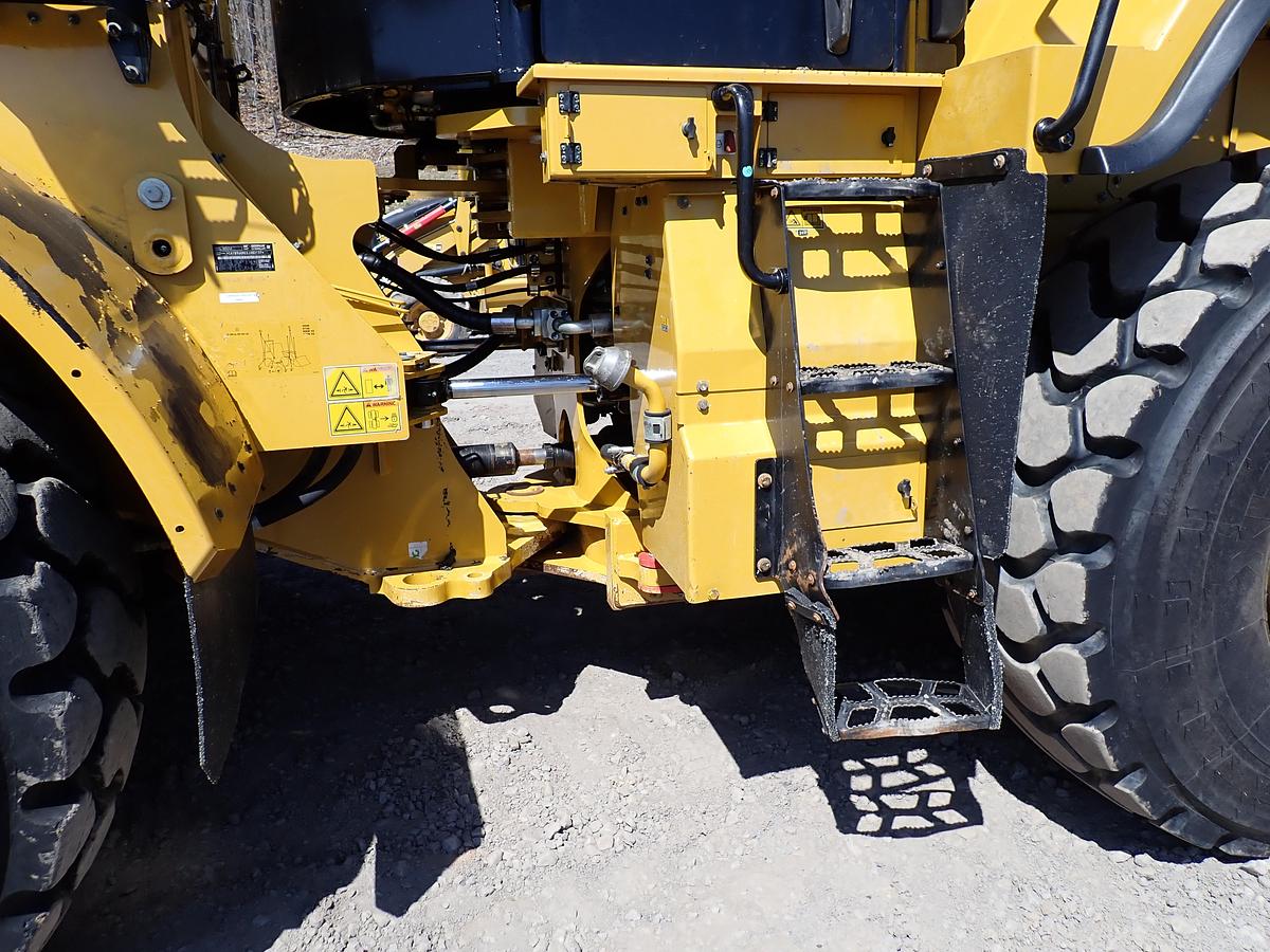 Used 2019 CAT 966M Wheel Loader Q/C & FORKS