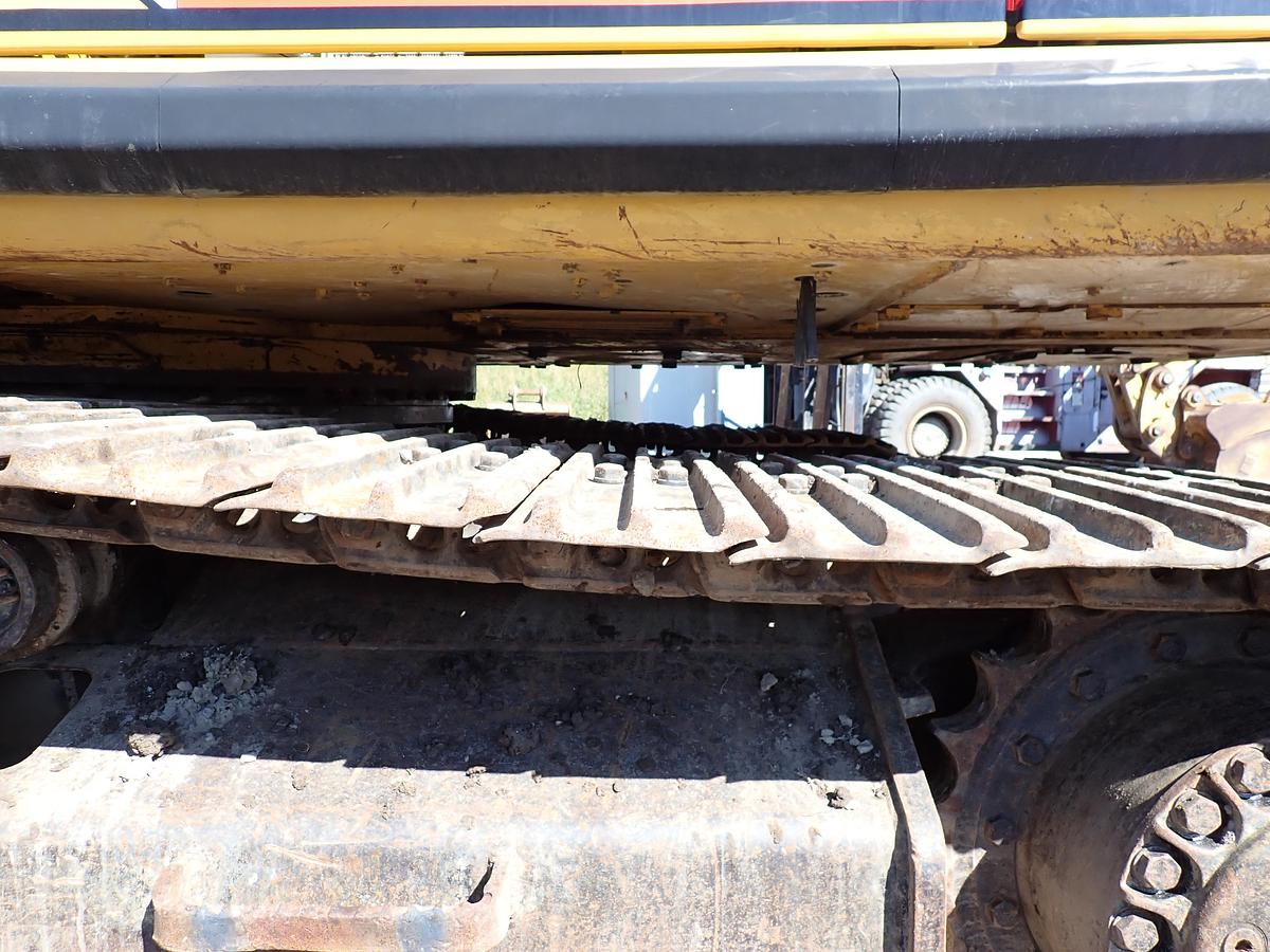 Used 2005 CAT 330CL Hydraulic Excavator