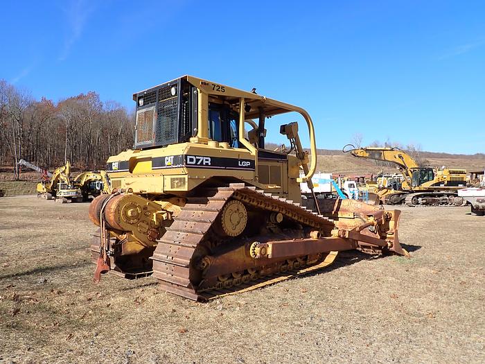 Used 2006 CAT D7R LGP II Crawler Dozer NEW UNDERCARRIAGE!