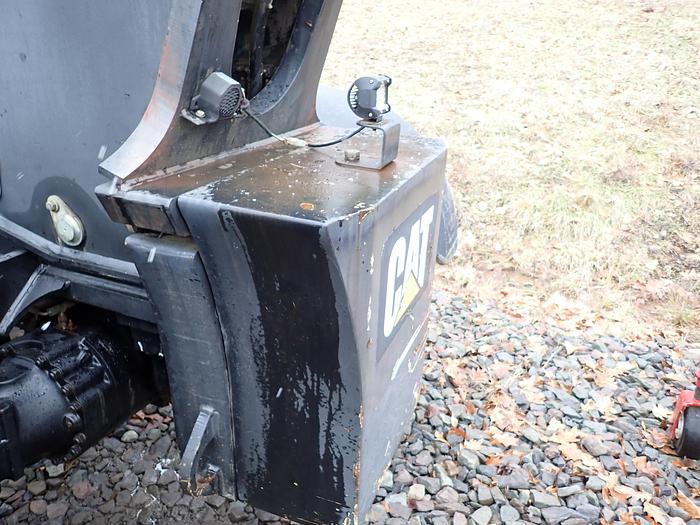 Used 2009 CAT TL943