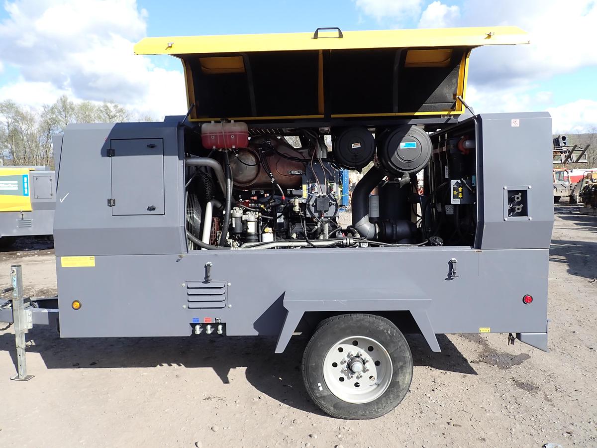 Used 2020 Atlas Copco XAS950 PD8 950 CFM Air Compressor 598 HOURS!!