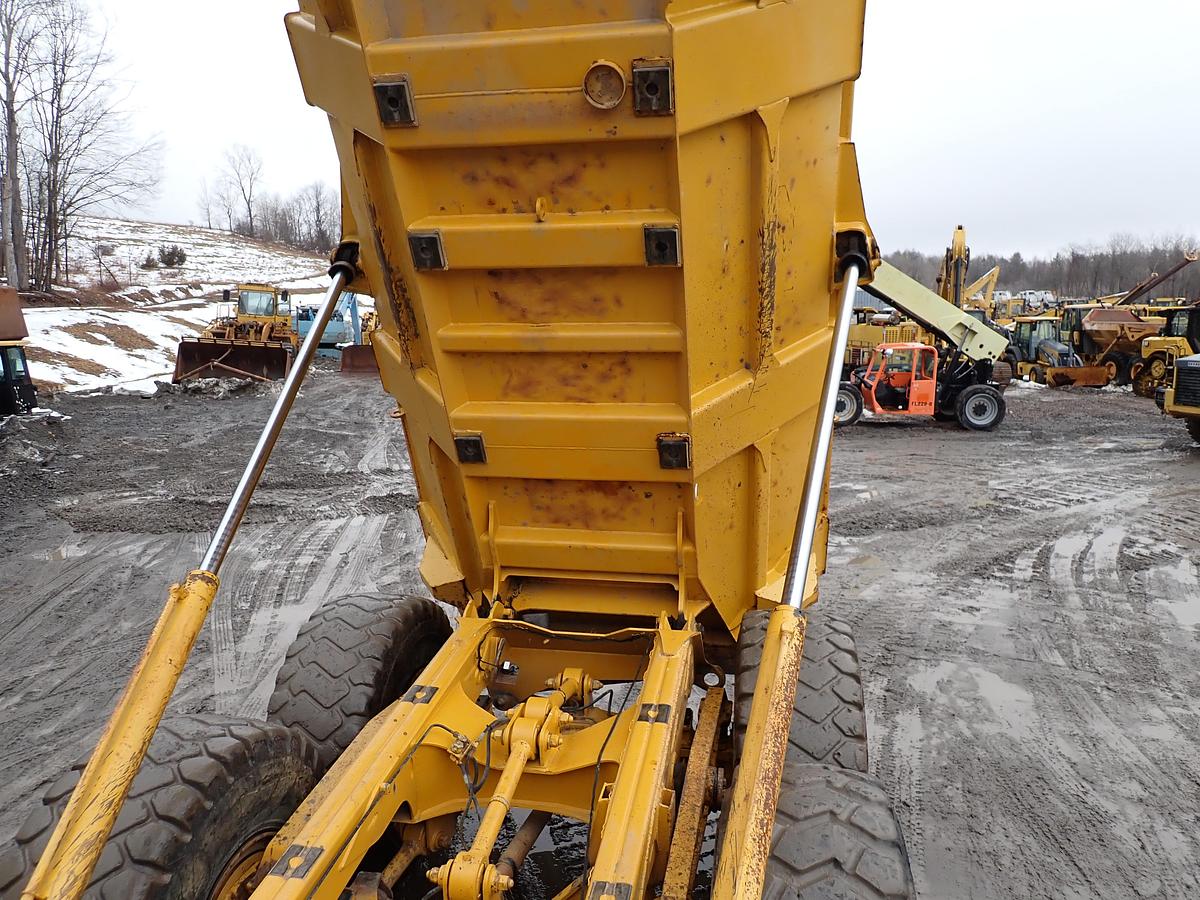 Used 2000 John Deere 300C Articulated Haul Truck