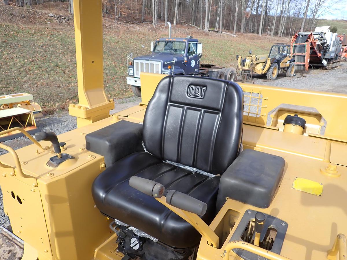 Used 1988 CAT D4H Series II Crawler Dozer