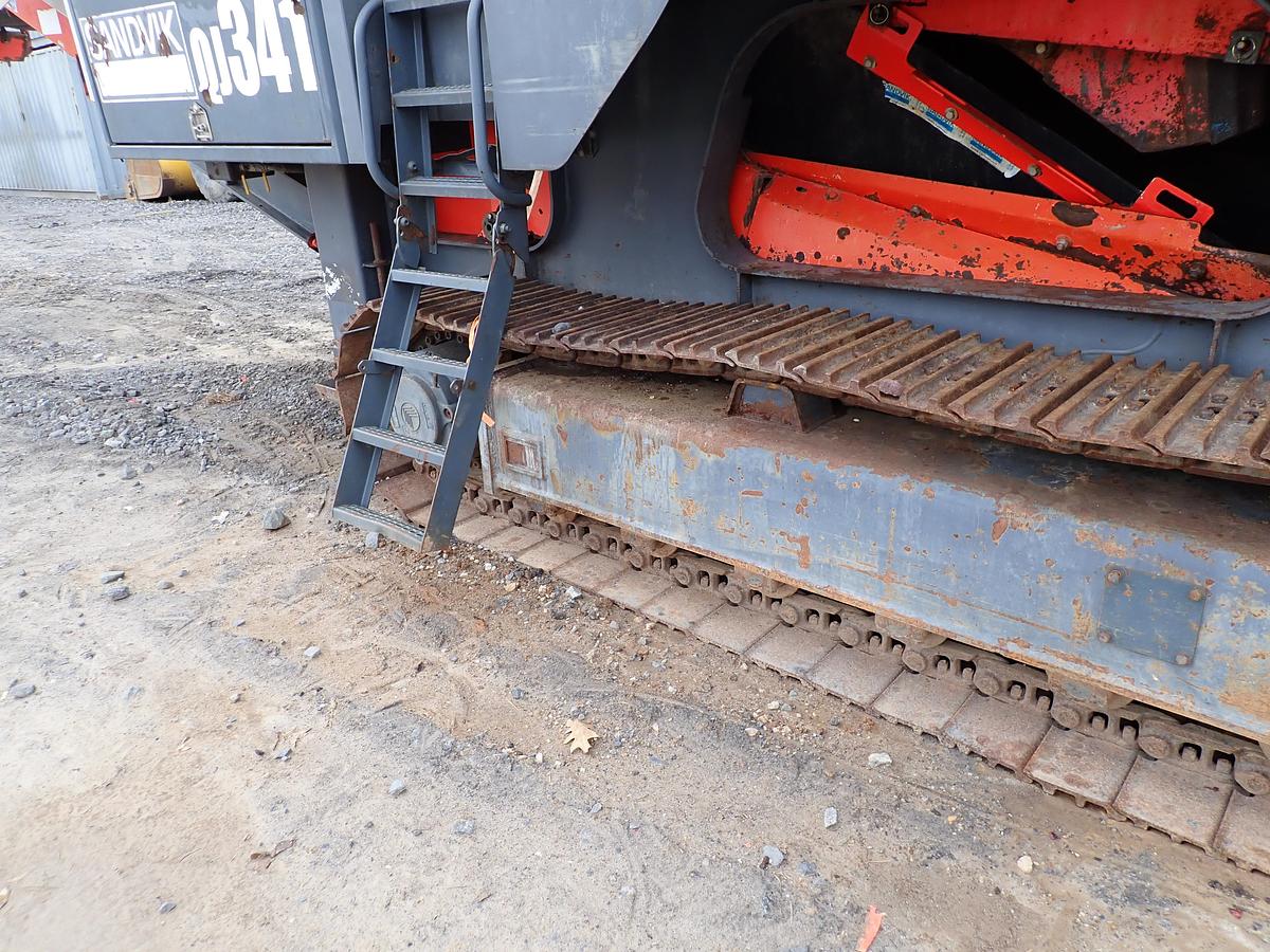 Used 2014 Sandvik QJ341 Jaw Crusher