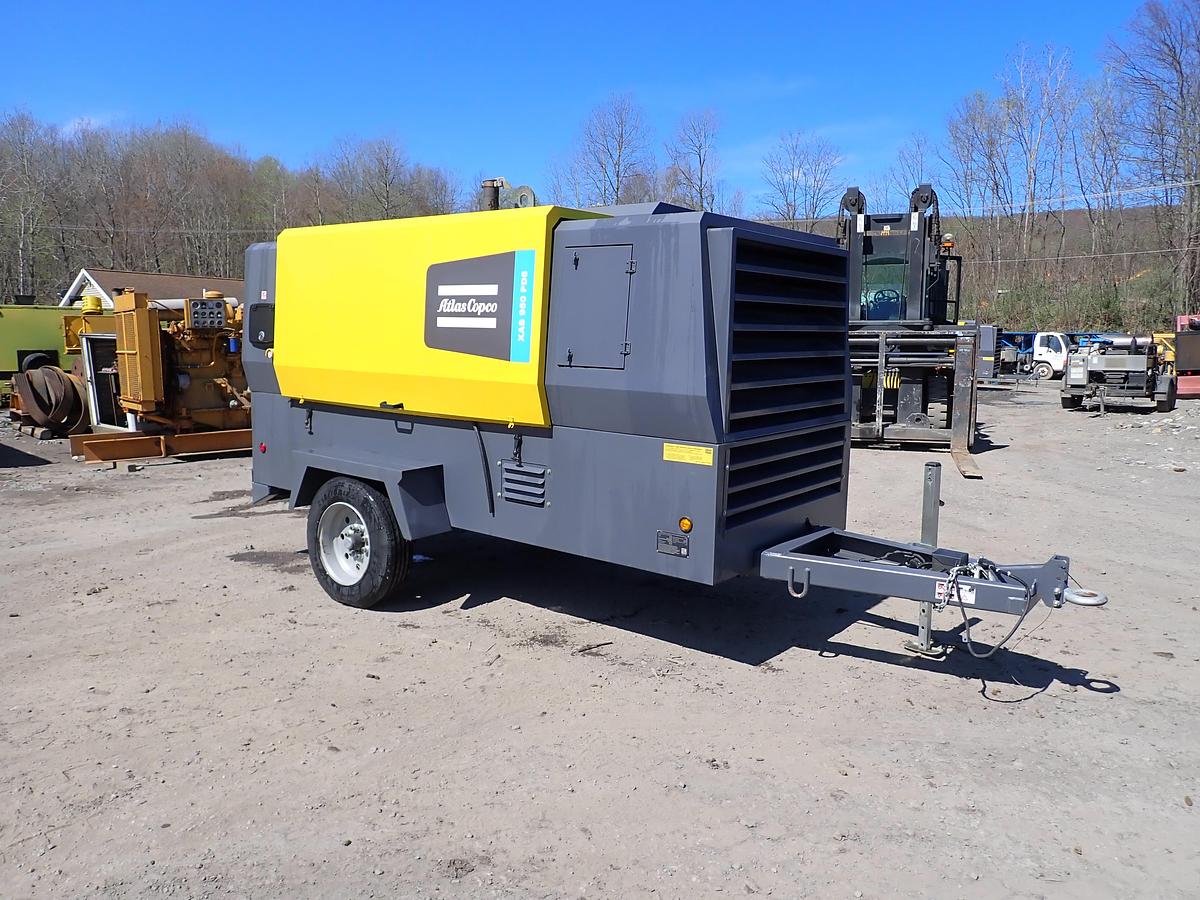 Used 2020 Atlas Copco XAS950 PD8 950 CFM Air Compressor 490 HOURS!!