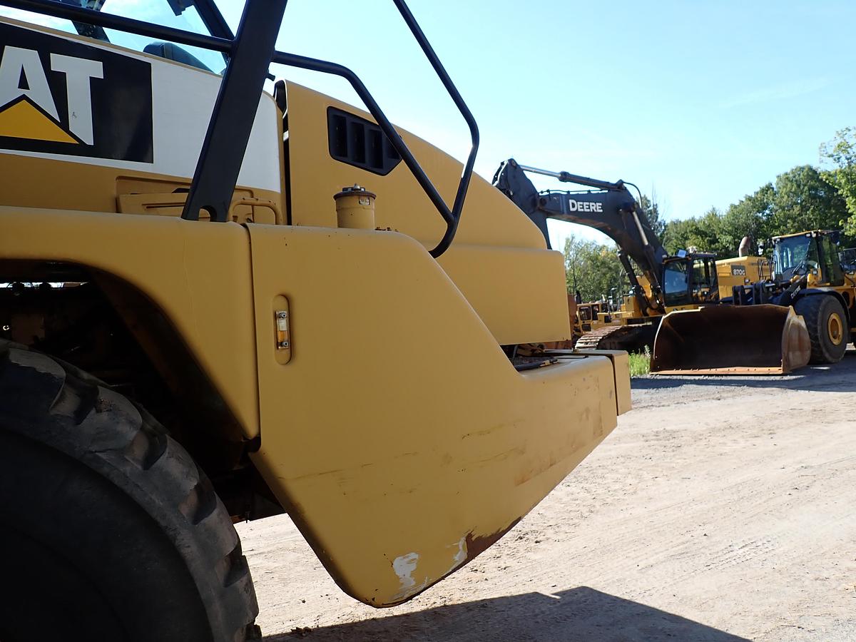 Used 2011 CAT 740 Articulated Haul Truck 7900 HOURS!