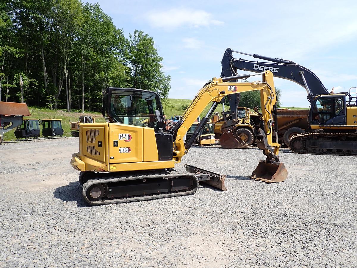 Used 2020 CAT 306 CR Hydraulic Excavator THUMB 1500 HOURS