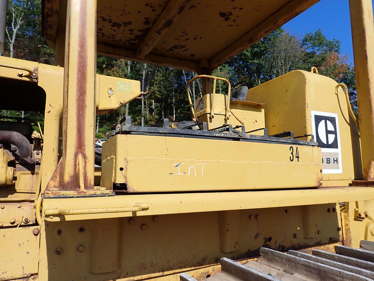Used 1971 CAT D8H Crawler Dozer w/ RIPPER!