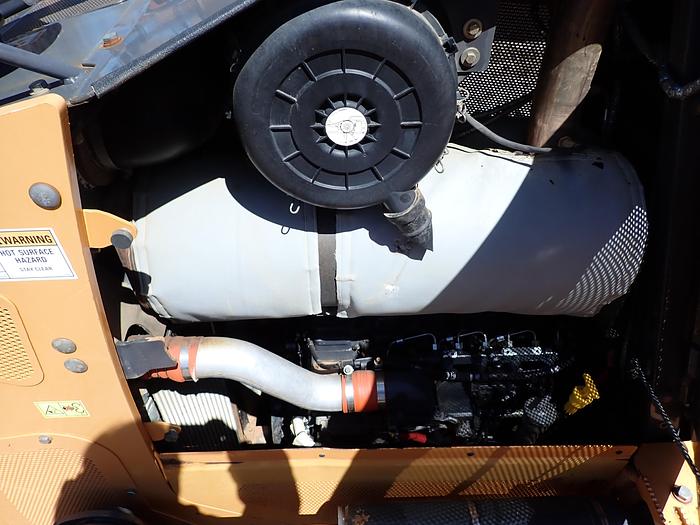 Used 2019 Case 2050M LGP