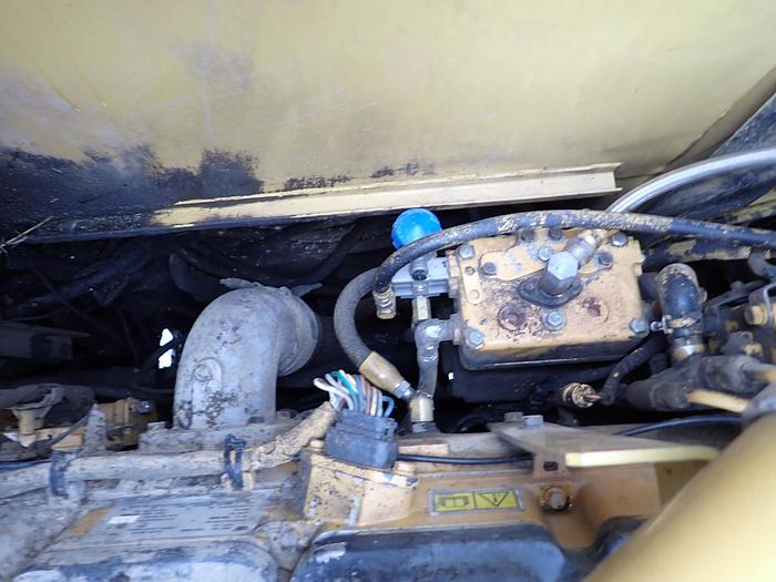 Used 1994 CAT 621F 8000 Gallon Water Wagon