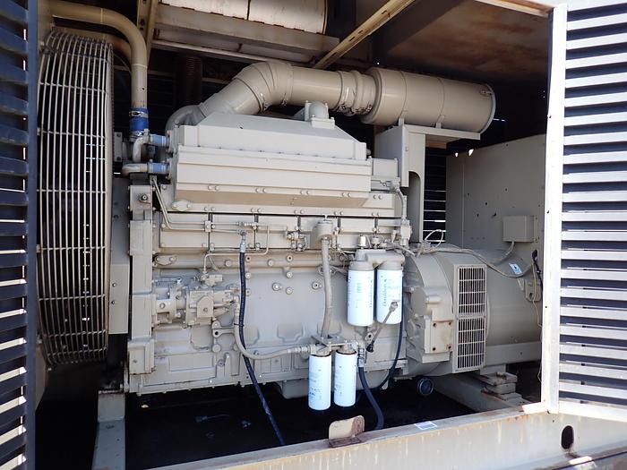 Used 1990 Cummins KTTA19-G1 400 KW Standby Generator 1307 HOURS!