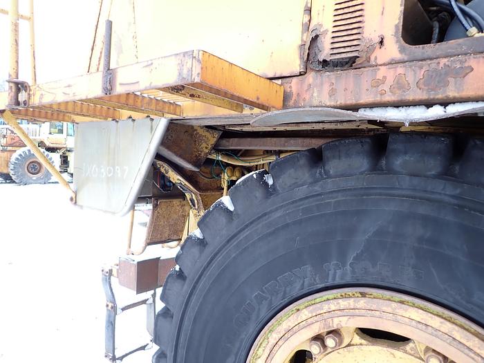 Used 1985 CAT 769C Rigid Frame Water Truck 8000 Gallon